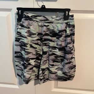 Lulu Lemon Men’s Shorts 7inch inseam